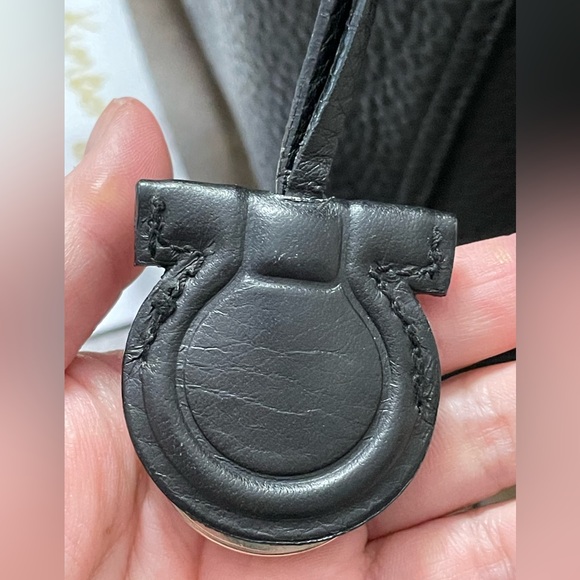 Salvatore Ferragamo Gancini Leather Tote - Picture 5 of 16